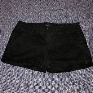American Eagle black shorts